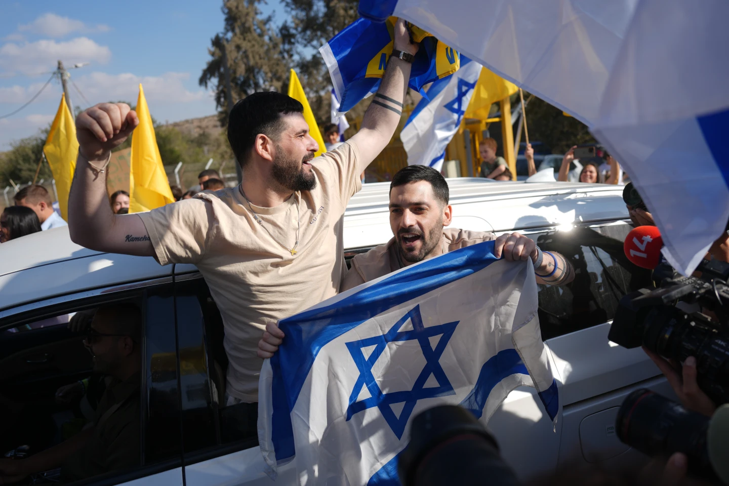 Israel Launches New Strikes in Gaza as Ceasefire