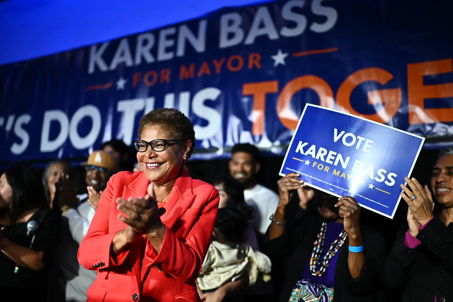 Los Angeles Mayor Karen Bass advances to November runoff