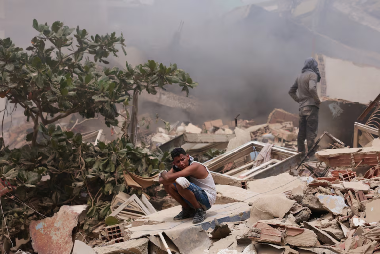 Venezuela Earthquake Death Toll Climbs as Rescue Teams Race to Find Survivors